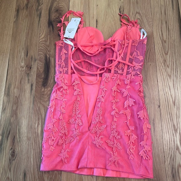 NWT homecoming dress - Picture 2 of 2